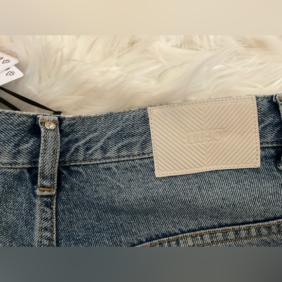 LIU.JO RIPPED JEANS - Picture 8 of 16